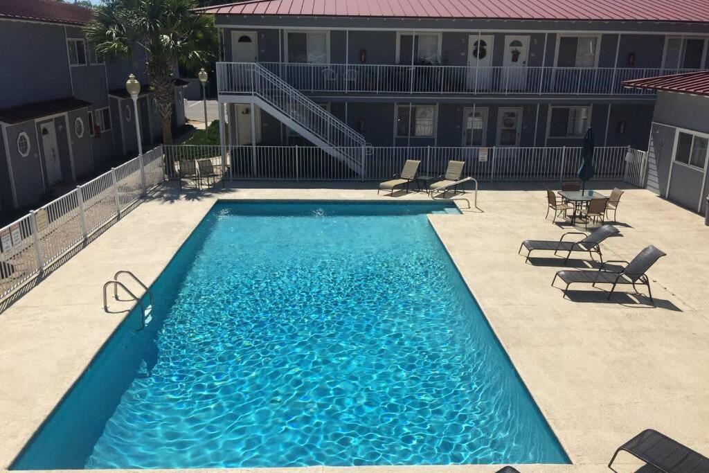 Seaside Gem Apartment Biloxi Luaran gambar